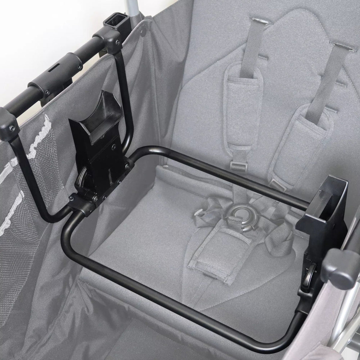Larktale Car Seat Adapter Britax Caravan