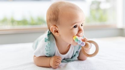 Baby Teething? Here Are Some Natural Teething Remedies.